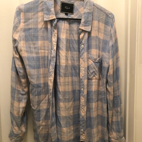 Rails Hunter Button Down in light blue/pink - Picture 2 of 5